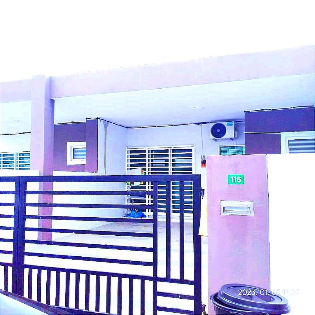 Nafisah Apartment